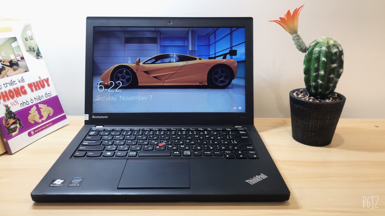 Laptop Lenovo ThinkPad X240 (Core i5 - 4300U, RAM 8GB, SSD 256GB, 12.5 inch  HD)